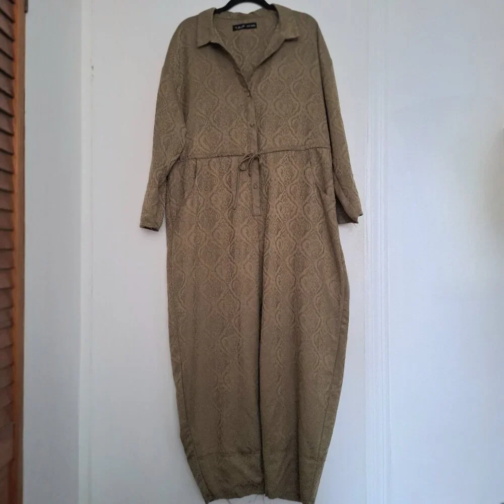 Urban Outfitters Jacquard Jumpsuit Olive Green Satin with Pockets Size M - Picture 1 of 9